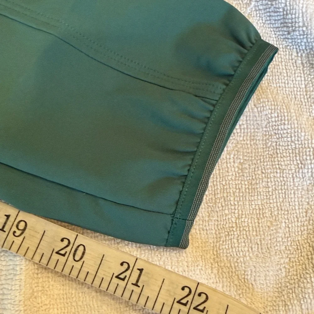 NWOT Athleta Dash Jacket Lightweight Size Small - Picture 10 of 12